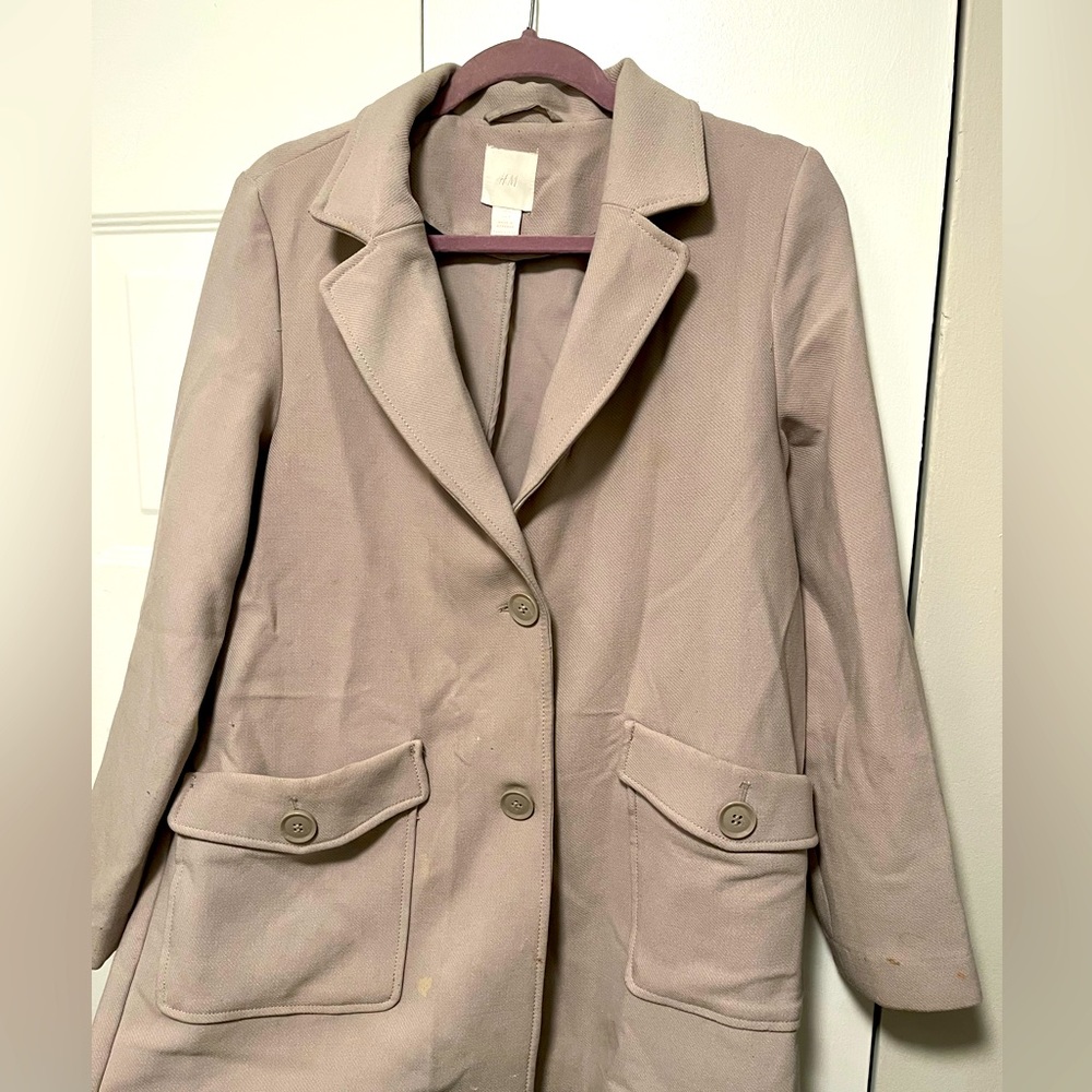 Beige H&M jacket. Size small, but fits like a medium.